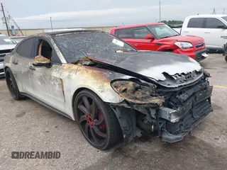 2019 Porsche Panamera z VIN WP0AA2A73KL102290, wystawiony jako IAAI lot #39446956 z przebiegiem Nie podano mil oraz . Historia ofert i sprzedaży dostępna na DreamBid. Obrazek 1.