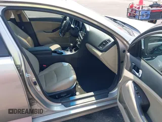 2015 Kia Optima EX with VIN 5XXGN4A75FG444341, listed as a IAAI auction lot 42738557 with 140,714 mi miles and . Bid and sale history available at DreamBid. Image 5.
