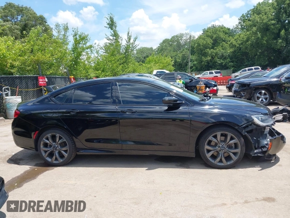 2015 Chrysler 200 S with VIN 1C3CCCBB1FN538906, listed as a IAAI auction lot 42567350 with 131,549 mi miles and . Bid and sale history available at DreamBid. Image 14.
