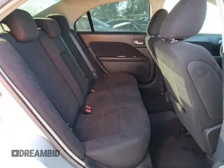 2010 Ford Fusion Hybrid с VIN 3FADP0L31AR258408, выставлен на аукционе Copart как лот 46703935 с пробегом 151 402 миль миль и Списание • Salvage title. История ставок и продаж доступна на DreamBid. Изображение 10.