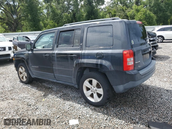 2014 Jeep Patriot Latitude with VIN 1C4NJRFBXED846992, listed as a Copart auction lot 60405735 with 93,779 mi miles and Clean title. Bid and sale history available at DreamBid. Image 2.