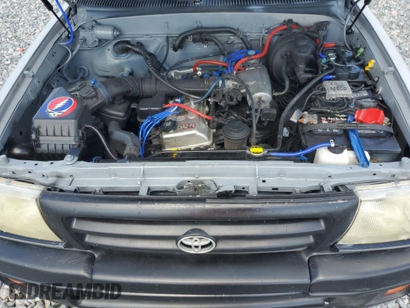 2000 Toyota Tacoma PreRunner with VIN 4TASM92N0YZ634616, listed as a Copart auction lot 64664705 with 206,314 mi miles and Clean title. Bid and sale history available at DreamBid. Image 11.