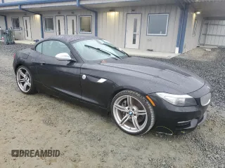 2011 BMW Z4 sDrive35is with VIN WBALM1C59BE633291, listed as a Copart auction lot 86403324 with 98,268 mi miles and Salvage Title. Bid and sale history available at carsss.com. Image 4.