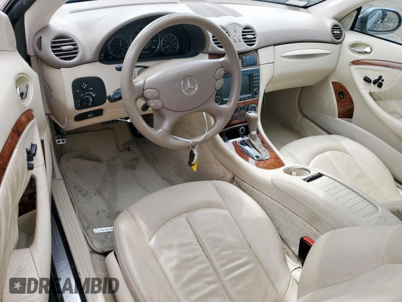 2008 Mercedes-Benz CLK 350 с VIN WDBTJ56H08F254657, выставлен на аукционе Copart как лот 60846535 с пробегом 96 200 миль миль и Списание • Salvage title. История ставок и продаж доступна на DreamBid. Изображение 8.