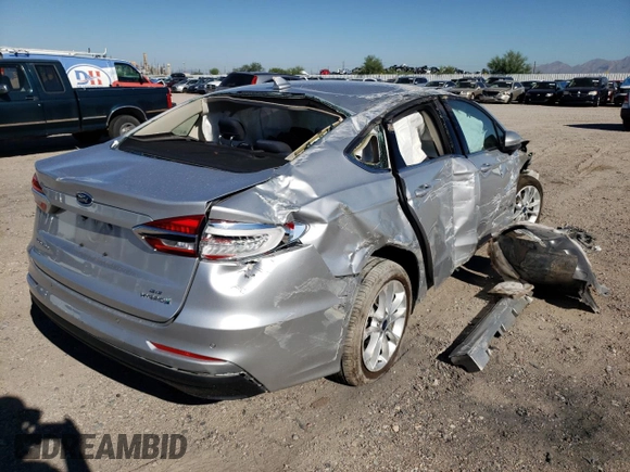 2019 Ford Fusion Hybrid SE with VIN 3FA6P0LU8KR176467, listed as a Copart auction lot 59426572 with 110,240 mi miles. Bid and sale history available at carsss.com. Image 4.