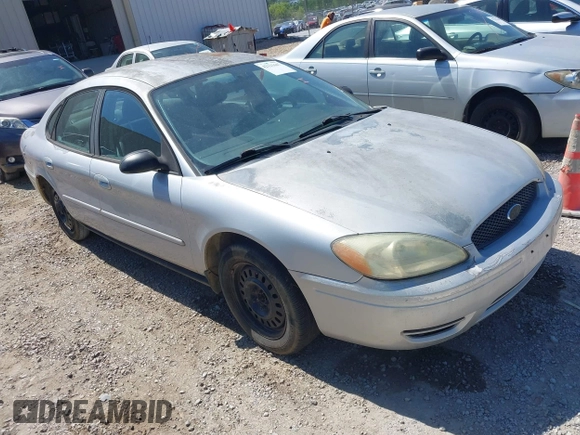 2005 Ford Taurus SE with VIN 1FAFP53U85A117320, listed as a IAAI auction lot 42121647 with 179,434 mi miles. Bid and sale history available at carsss.com. Image 1.