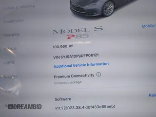 2013 Tesla Model S Performance z VIN 5YJSA1DP9DFP06121, wystawiony jako IAAI lot #42511097 z przebiegiem 100 990 mil mil oraz . Historia ofert i sprzedaży dostępna na DreamBid. Obrazek 7.