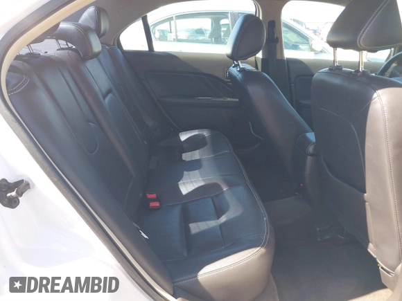 2011 Ford Fusion SPORT with VIN 3FAHP0KC1BR278937, listed as a IAAI auction lot 41814087 with 177,272 mi miles. Bid and sale history available at carsss.com. Image 8.