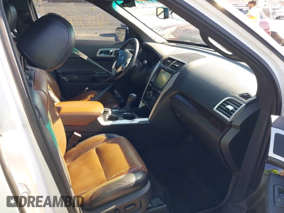 2011 Ford Explorer Limited with VIN 1FMHK8F82BGA04579, listed as a IAAI auction lot 42052690 with 203,555 mi miles and . Bid and sale history available at DreamBid. Image 5.