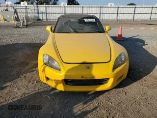 2001 Honda S2000 z VIN JHMAP11491T005400, wystawiony jako Copart lot #44014225 z przebiegiem 146 890 mil mil oraz Czysty tytuł • Clean title. Historia ofert i sprzedaży dostępna na DreamBid. Obrazek 5.