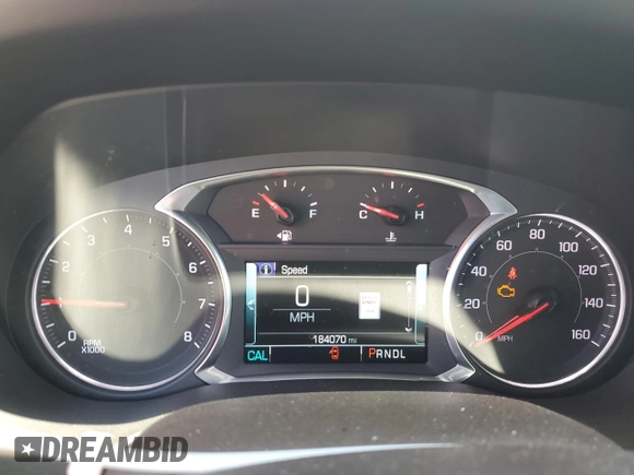 2018 GMC Acadia SLT z VIN 1GKKNMLS3JZ124800, wystawiony jako Copart lot #56323795 z przebiegiem 184 070 mil mil oraz Szkoda całkowita • Salvage title. Historia ofert i sprzedaży dostępna na DreamBid. Obrazek 9.