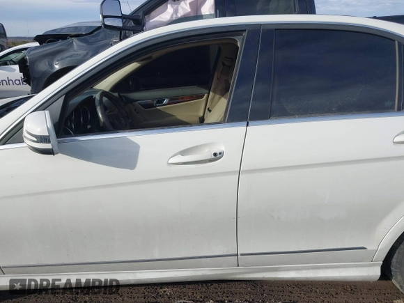 2012 Mercedes-Benz C 250 Sport with VIN WDDGF4HB4CR191843, listed as a IAAI auction lot 41648071 with 138,178 mi miles and . Bid and sale history available at DreamBid. Image 14.