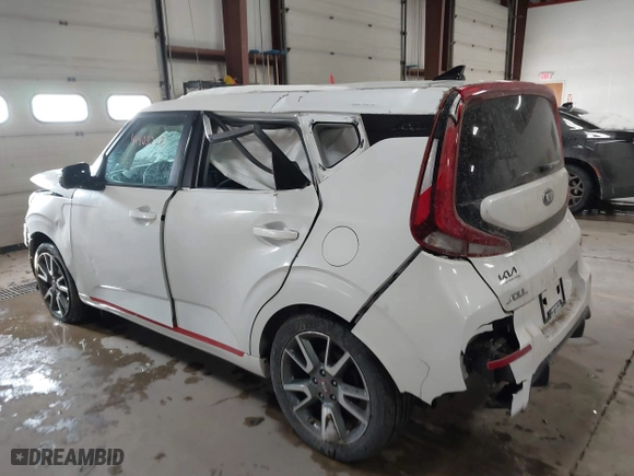 2020 Kia Soul GT-Line with VIN KNDJ63AU7L7028962, listed as a IAAI auction lot 41405208 with 73,589 mi miles. Bid and sale history available at carsss.com. Image 3.