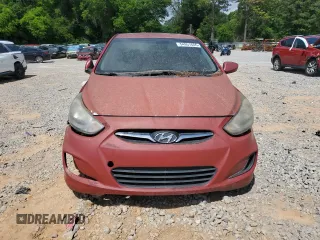 2012 Hyundai Accent GLS z VIN KMHCT4AE6CU047077, wystawiony jako Copart lot #54951655 z przebiegiem 153 614 mil mil oraz Tytuł czysty. Historia ofert i sprzedaży dostępna na DreamBid. Obrazek 5.