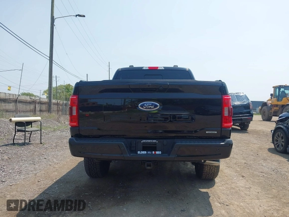 2023 Ford F-150 XL z VIN 1FTEW1EP6PKF23103, wystawiony jako IAAI lot #42390868 z przebiegiem 15 149 mil mil oraz . Historia ofert i sprzedaży dostępna na DreamBid. Obrazek 17.