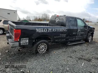 2022 Ford F-250 XL with VIN 1FT7X2B69NEF95657, listed as a Copart auction lot 50950495 with 44,978 mi miles and Salvage Title. Bid and sale history available at DreamBid. Image 3.