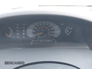 1991 Toyota Previa z VIN JT3AC22S3M0010182, wystawiony jako IAAI lot #42250934 z przebiegiem 301 517 mil mil oraz . Historia ofert i sprzedaży dostępna na DreamBid. Obrazek 7.