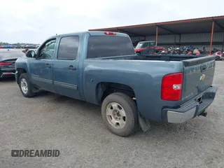 2010 Chevrolet Silverado 1500 LT with VIN 3GCRCSE01AG151249, listed as a IAAI auction lot 41952263 with 255,140 mi miles and . Bid and sale history available at DreamBid. Image 3.
