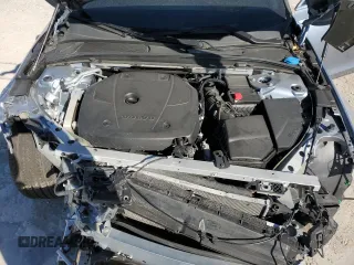 2020 Volvo S90 Momentum z VIN LVYA22MK1LP161953, wystawiony jako Copart lot #81582774 z przebiegiem 26 764 mil mil oraz Nie do naprawy • Non repairable. Historia ofert i sprzedaży dostępna na DreamBid. Obrazek 11.
