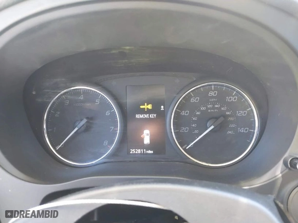 2019 Mitsubishi Outlander ES with VIN JA4AD2A36KZ017617, listed as a IAAI auction lot 41357728 with 252,811 mi miles. Bid and sale history available at carsss.com. Image 7.