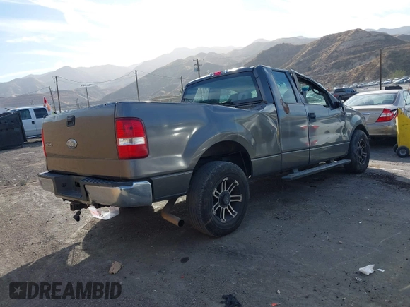 2008 Ford F-150 STX with VIN 1FTRX12W68FA19784, listed as a IAAI auction lot 41481680 with 210,293 mi miles and . Bid and sale history available at carsss.com. Image 4.