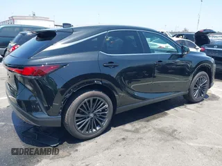 2025 Lexus RX 350 with VIN 2T2BAMBAXSC058589, listed as a IAAI auction lot 42620541 with 2,262 mi miles and . Bid and sale history available at DreamBid. Image 4.