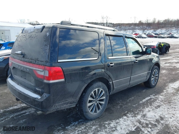 2015 Lincoln Navigator with VIN 5LMJJ2JT1FEJ03101, listed as a IAAI auction lot 41158169 with 159,249 mi miles. Bid and sale history available at carsss.com. Image 4.