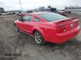 2006 Ford Mustang Standard with VIN 1ZVHT80N465163375, listed as a IAAI auction lot 41699496 with 179,854 mi miles. Bid and sale history available at carsss.com. Image 3.
