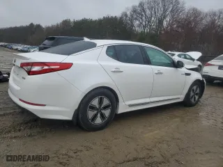 2013 Kia Optima Hybrid EX with VIN KNAGM4AD6D5047809, listed as a Copart auction lot 52002565 with 118,782 mi miles and Clean Title. Bid and sale history available at carsss.com. Image 3.