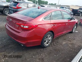 2016 Hyundai Sonata SE z VIN 5NPE24AF3GH388462, wystawiony jako IAAI lot #42468877 z przebiegiem 178 271 mil mil oraz . Historia ofert i sprzedaży dostępna na DreamBid. Obrazek 4.
