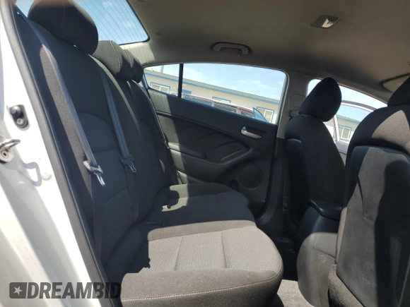 2018 Kia Forte LX with VIN 3KPFK4A77JE203760, listed as a Copart auction lot 54106125 with 206,182 mi miles and Clean Title. Bid and sale history available at carsss.com. Image 10.