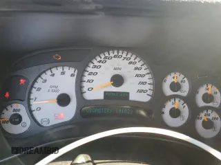2003 Chevrolet Silverado SS z VIN 2GCEK19N131388031, wystawiony jako Copart lot #62724294 z przebiegiem 191 023 mil mil oraz Szkoda całkowita • Salvage title. Historia ofert i sprzedaży dostępna na DreamBid. Obrazek 9.