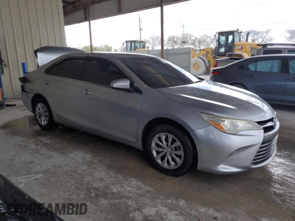 2015 Toyota Camry XLE with VIN 4T1BF1FK6FU057211, listed as a Copart auction lot 54136915 with 120,813 mi miles and Salvage Title. Bid and sale history available at carsss.com. Image 4.