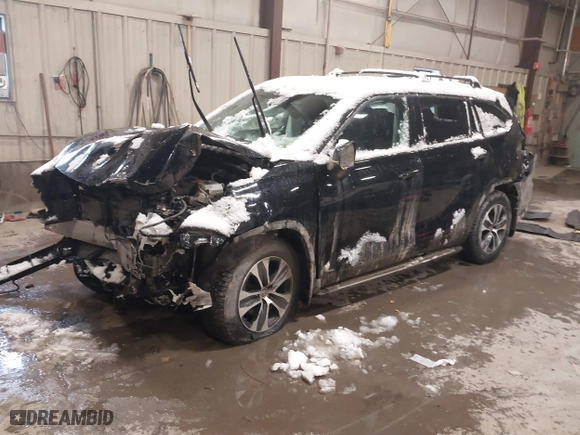 2022 Toyota Highlander Hybrid XLE with VIN 5TDGBRCH9NS541406, listed as a IAAI auction lot 41489359 with 1 mi miles. Bid and sale history available at carsss.com. Image 17.