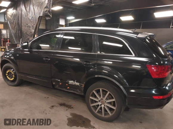 2008 Audi Q7 Premium Plus with VIN WA1EY74L58D068546, listed as a IAAI auction lot 41433997 with 113,533 mi miles and . Bid and sale history available at DreamBid. Image 6.