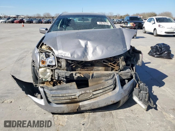 2007 Ford Fusion SE with VIN 3FAHP07187R227711, listed as a Copart auction lot 49618735 with 197,131 mi miles and Salvage Title. Bid and sale history available at carsss.com. Image 5.