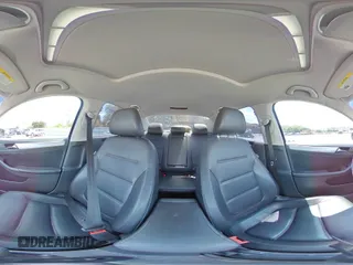 2013 Volkswagen Jetta SE с VIN 3VWDP7AJ3DM355421, выставлен на аукционе Copart как лот 63753015 с пробегом 203 322 миль миль и Списание • Salvage title. История ставок и продаж доступна на DreamBid. Изображение 14.