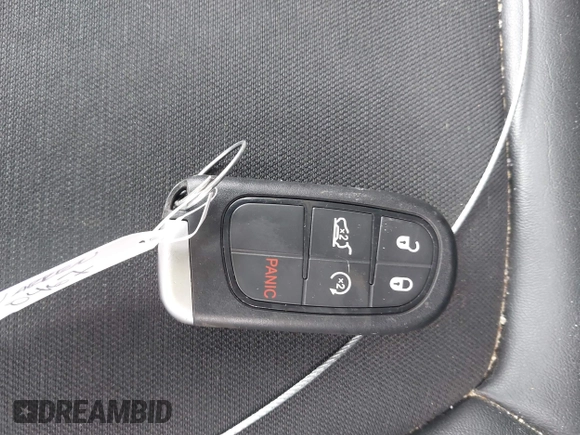 2019 Jeep Cherokee Latitude Plus with VIN 1C4PJMLB8KD320467, listed as a IAAI auction lot 42259659 with 33,368 mi miles and . Bid and sale history available at DreamBid. Image 11.