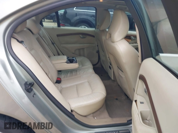 2008 Volvo S80 3.2L с VIN YV1AS982181048678, выставлен на аукционе IAAI как лот 42144272 с пробегом 208 018 миль миль и . История ставок и продаж доступна на DreamBid. Изображение 8.