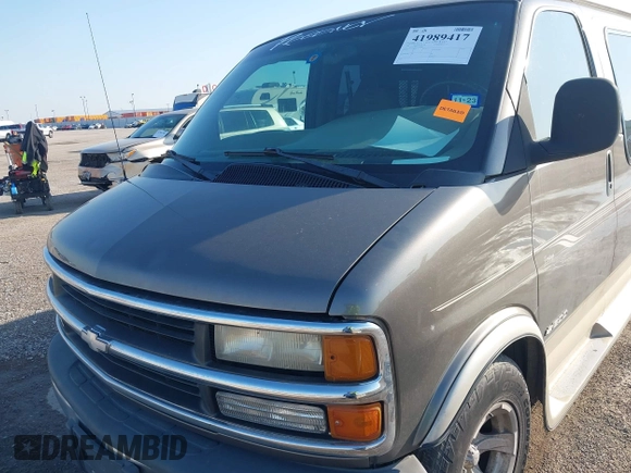 2002 Chevrolet Express z VIN 1GBFG15R421225008, wystawiony jako IAAI lot #41989417 z przebiegiem 156 936 mil mil oraz . Historia ofert i sprzedaży dostępna na DreamBid. Obrazek 6.