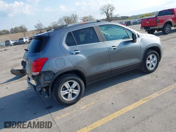 2020 Chevrolet Trax LT with VIN 3GNCJPSB7LL150297, listed as a IAAI auction lot 42077006 with 77,381 mi miles and . Bid and sale history available at DreamBid. Image 4.