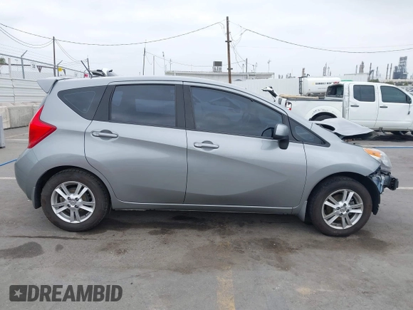 2014 Nissan Note SV z VIN 3N1CE2CP3EL394433, wystawiony jako IAAI lot #42421291 z przebiegiem 100 966 mil mil oraz . Historia ofert i sprzedaży dostępna na DreamBid. Obrazek 14.
