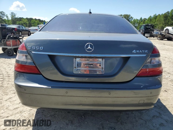 2007 Mercedes-Benz S 550 z VIN WDDNG86X97A121513, wystawiony jako Copart lot #55254945 z przebiegiem 107 313 mil mil oraz Czysty tytuł • Clean title. Historia ofert i sprzedaży dostępna na DreamBid. Obrazek 6.