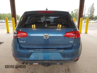 2015 Volkswagen Golf SE с VIN 3VW2A7AU5FM015547, выставлен на аукционе IAAI как лот 42289100 с пробегом 109 938 миль миль и . История ставок и продаж доступна на DreamBid. Изображение 16.