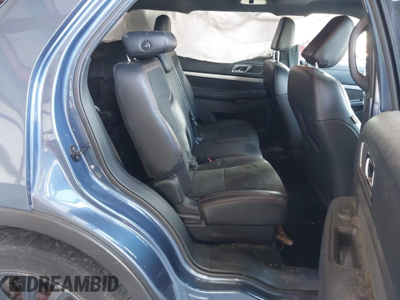 2018 Ford Explorer XLT z VIN 1FM5K8D81JGA62283, wystawiony jako IAAI lot #39962420 z przebiegiem 132 222 mil mil oraz . Historia ofert i sprzedaży dostępna na DreamBid. Obrazek 8.