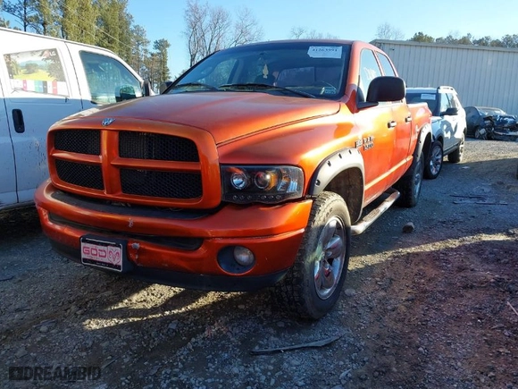 2005 Dodge Ram 1500 SLT with VIN 1D7HU18D15S321633, listed as a IAAI auction lot 41263991 with 241,701 mi miles. Bid and sale history available at carsss.com. Image 2.