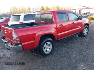 2011 Toyota Tacoma with VIN 3TMLU4EN4BM073644, listed as a IAAI auction lot 41630091 with 62,001 mi miles. Bid and sale history available at carsss.com. Image 4.
