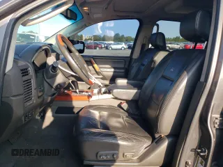 2005 Infiniti QX56 with VIN 5N3AA08C85N803782, listed as a Copart auction lot 68208664 with 215,555 mi miles and Clean Title. Bid and sale history available at carsss.com. Image 7.
