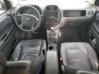 2009 Jeep Compass North with VIN 1J4FT47B49D196637, listed as a Copart auction lot 82918314 with 156,117 mi miles and Clean Title. Bid and sale history available at carsss.com. Image 8.