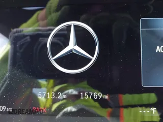 2024 Mercedes-Benz EQS 450+ z VIN 4JGDM2DB8RA032405, wystawiony jako IAAI lot #42034859 z przebiegiem 15 769 mil mil oraz . Historia ofert i sprzedaży dostępna na DreamBid. Obrazek 15.